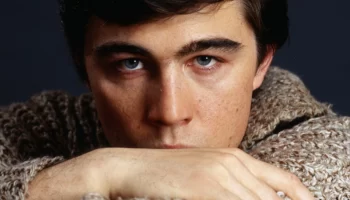 Памятник Сергею Бодрову-младшему: БФ "Брат ДАНИЛА" подал иск за отказ Мосгордумы