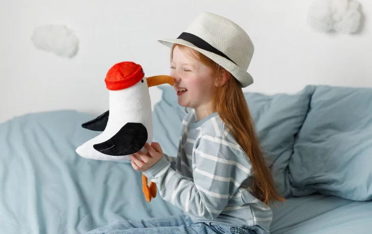 Мягкая игрушка Кусто от бренда Мякиши превращается в мем в соцсетях Мягкая игрушка Кусто от бренда Мякиши превращается в мем в соцсетях