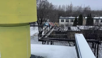 После зимы обнаруживаются проблемы с крышей у многих домов